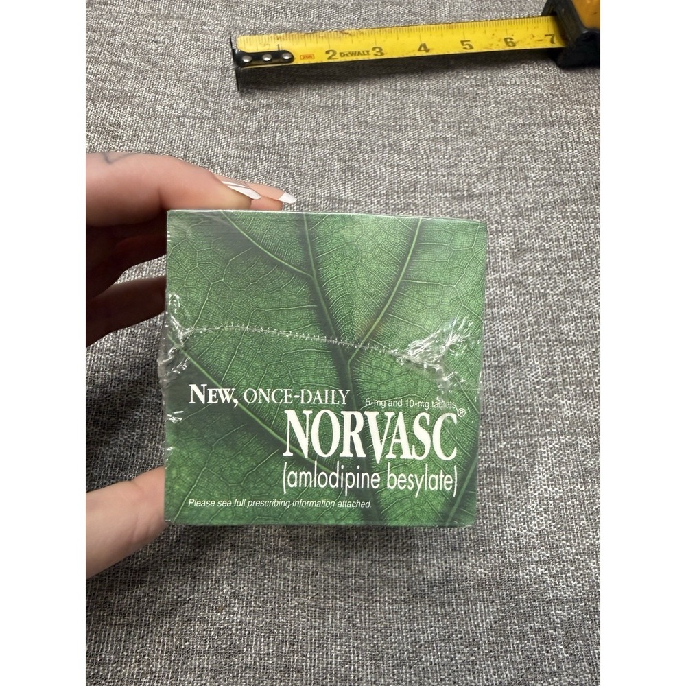 NEW NORVASC Paper Pad‎ Pharmaceutical Rep - Picture 3 of 5